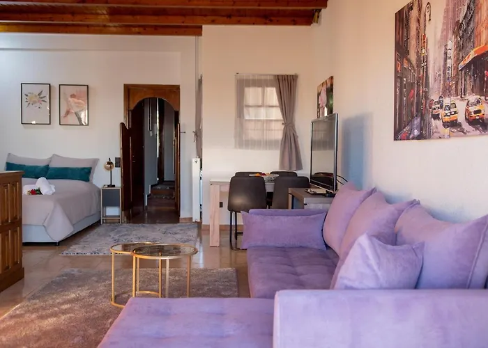 Stathohouse Apartament Filiatra