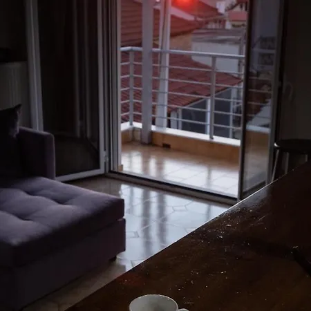 公寓 Stathohouse - Peaceful Balcony Retreat In 菲利亚特拉